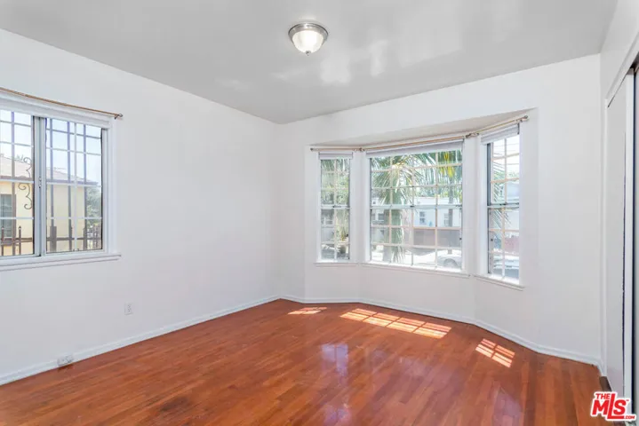 1817 S Genesee Avenue, Los Angeles, California 90019