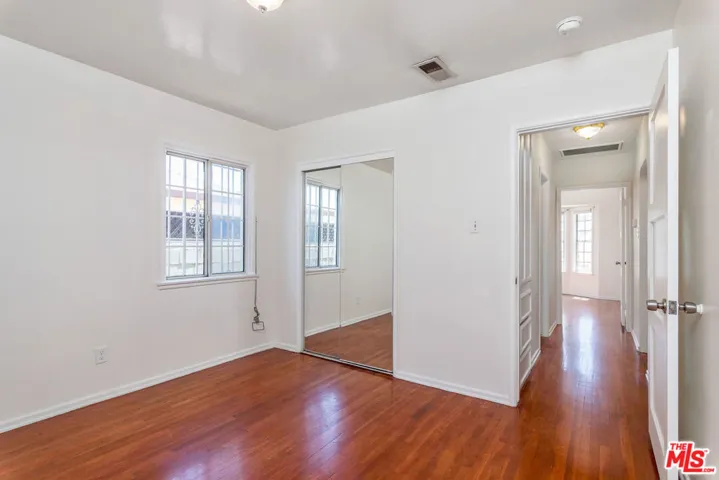 1817 S Genesee Avenue, Los Angeles, California 90019