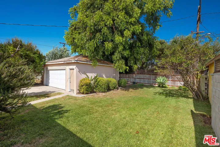 1817 S Genesee Avenue, Los Angeles, California 90019