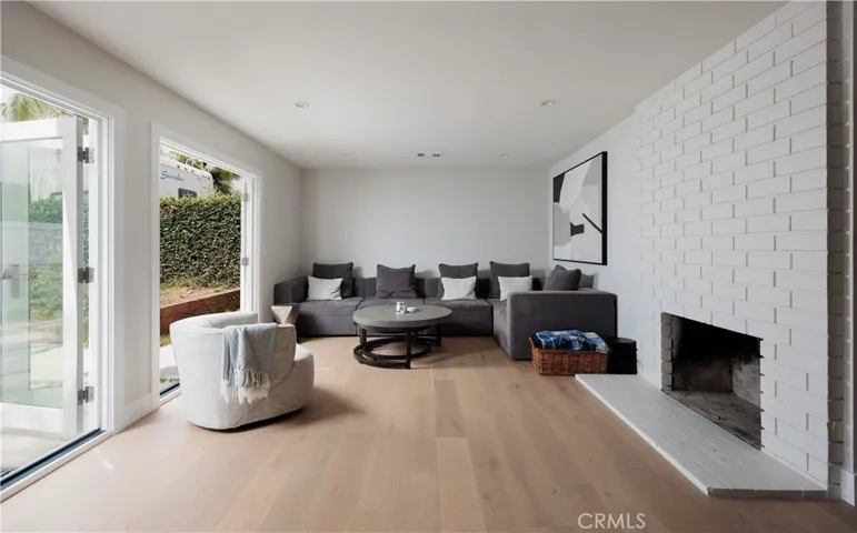 1582 Ponderosa Street, Costa Mesa, California 92626
