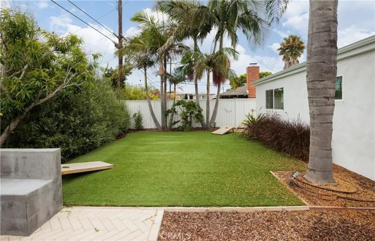 1582 Ponderosa Street, Costa Mesa, California 92626