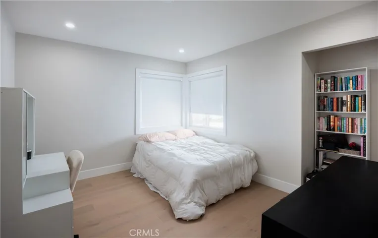 1582 Ponderosa Street, Costa Mesa, California 92626