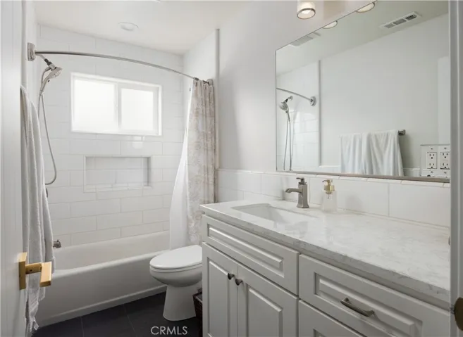 1582 Ponderosa Street, Costa Mesa, California 92626