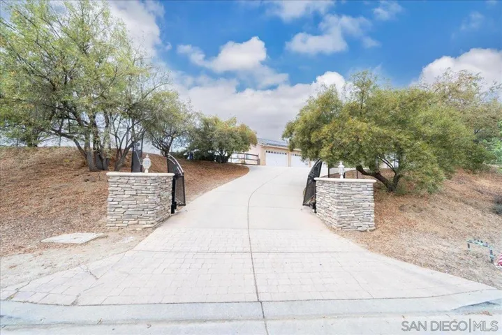 31264 North Star, Valley Center, California 92082