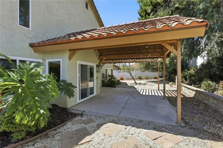 2888 Shirley Drive, Newbury Park, California 91320