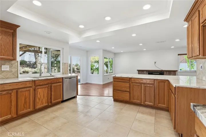 2888 Shirley Drive, Newbury Park, California 91320