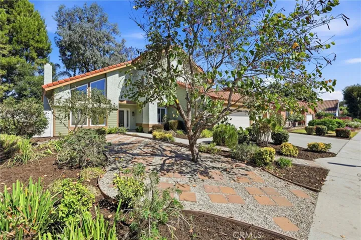 2888 Shirley Drive, Newbury Park, California 91320