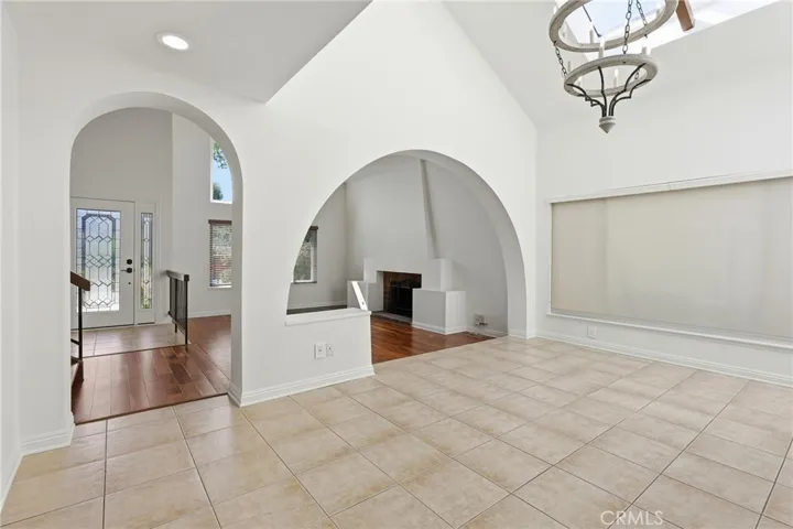 2888 Shirley Drive, Newbury Park, California 91320