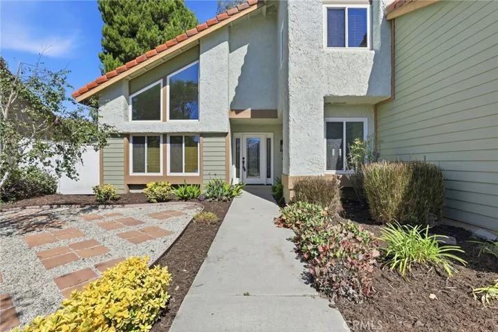 2888 Shirley Drive, Newbury Park, California 91320