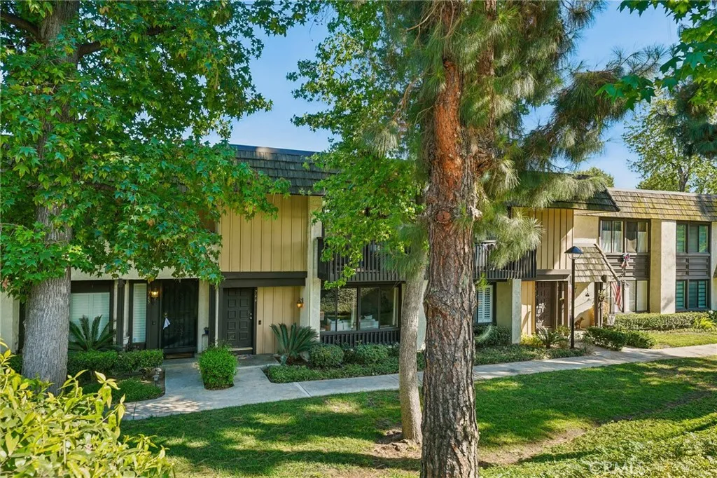 744 Smokewood Lane, San Dimas, California 91773 — photo 4