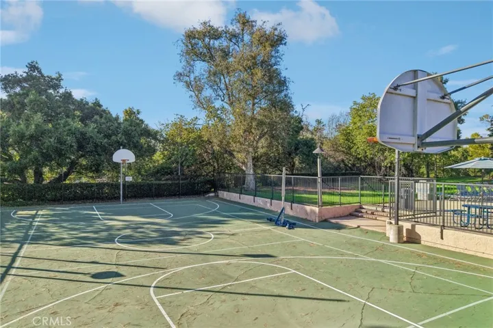744 Smokewood Lane, San Dimas, California 91773