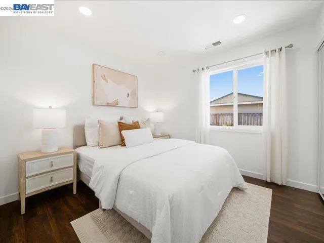 7527 Frederiksen Ln, Dublin, California 94568