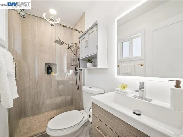 7527 Frederiksen Ln, Dublin, California 94568