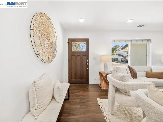 7527 Frederiksen Ln, Dublin, California 94568