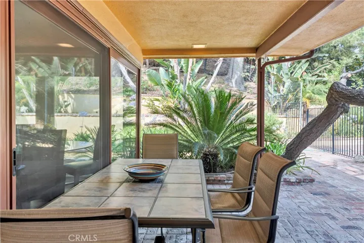 2500 Benedict Canyon, Beverly Hills, California 90210