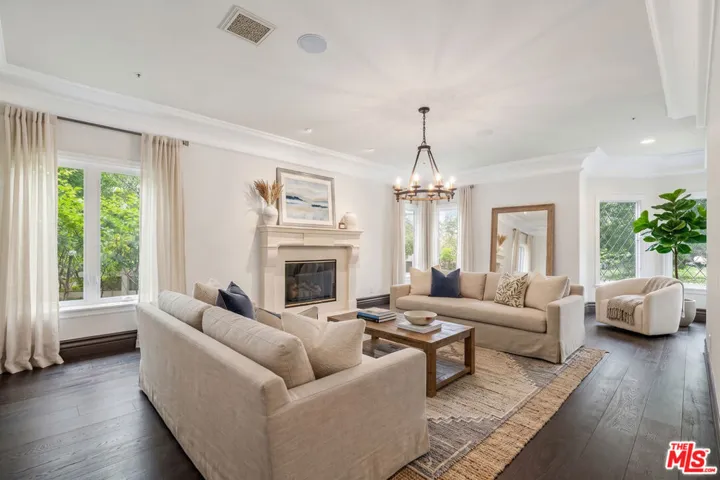 204 Bell Canyon Road, Bell Canyon, California 91307