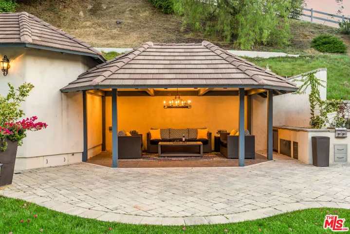 204 Bell Canyon Road, Bell Canyon, California 91307
