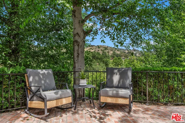 204 Bell Canyon Road, Bell Canyon, California 91307
