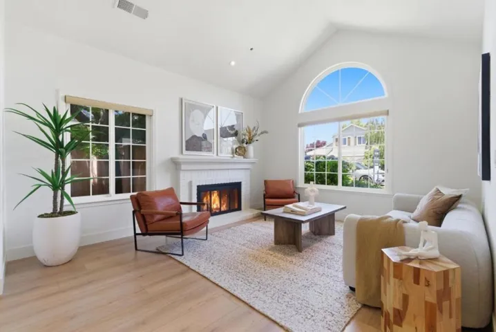 608 Anacapa Lane, Foster City, California 94404