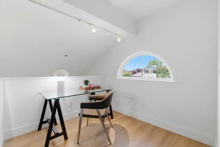 608 Anacapa Lane, Foster City, California 94404