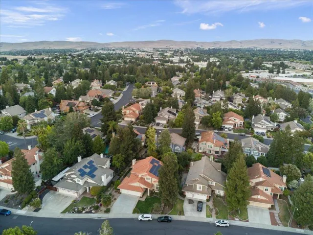 467 Knottingham Circle, Livermore, California 94551