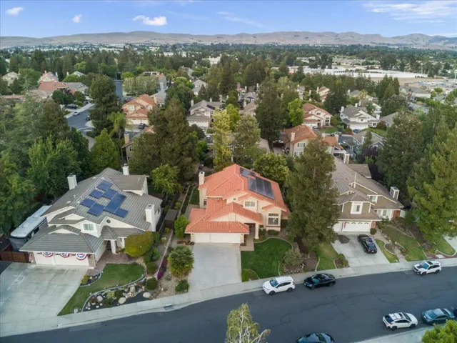467 Knottingham Circle, Livermore, California 94551