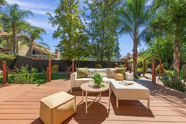 467 Knottingham Circle, Livermore, California 94551