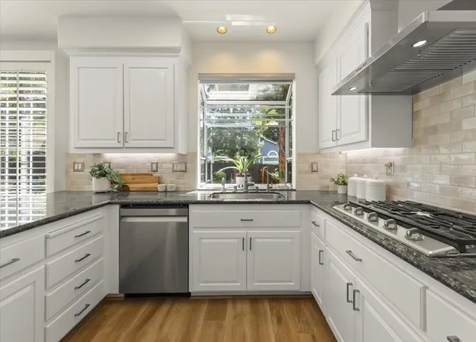 467 Knottingham Circle, Livermore, California 94551