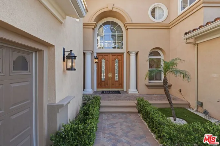 20274 Via Medici, Porter Ranch, California 91326