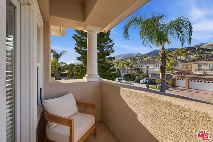 20274 Via Medici, Porter Ranch, California 91326
