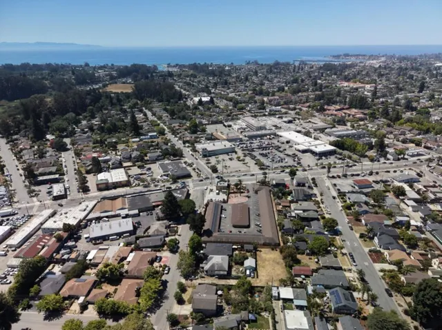 131 Trevethan, Santa Cruz, California 95062