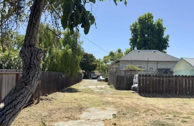 131 Trevethan, Santa Cruz, California 95062