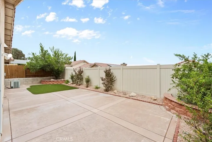 17573 Hudson Drive, Victorville, California 92395