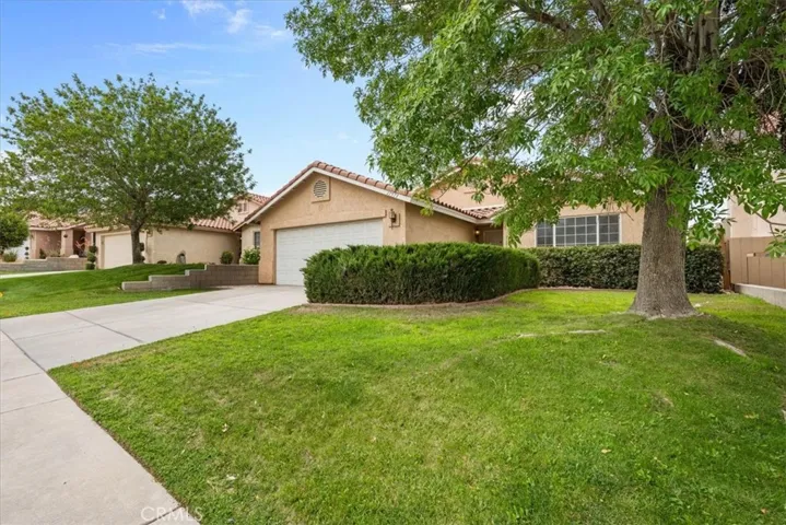 17573 Hudson Drive, Victorville, California 92395