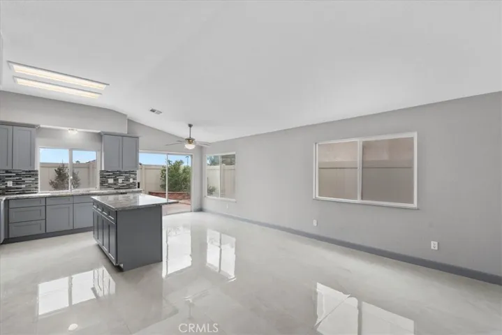 17573 Hudson Drive, Victorville, California 92395