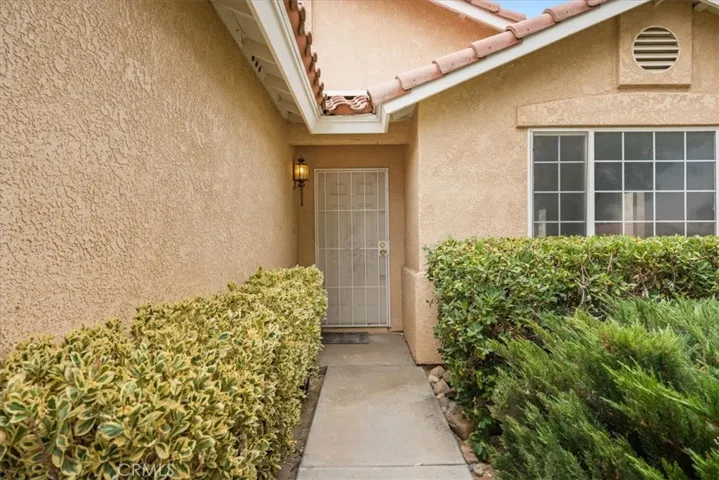 17573 Hudson Drive, Victorville, California 92395