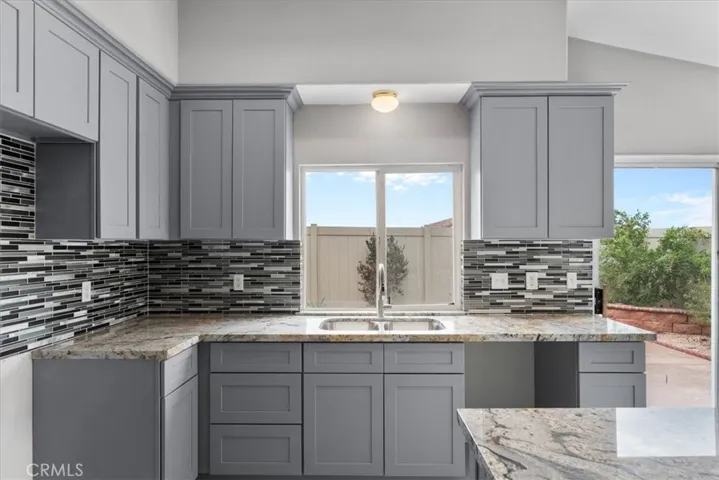 17573 Hudson Drive, Victorville, California 92395