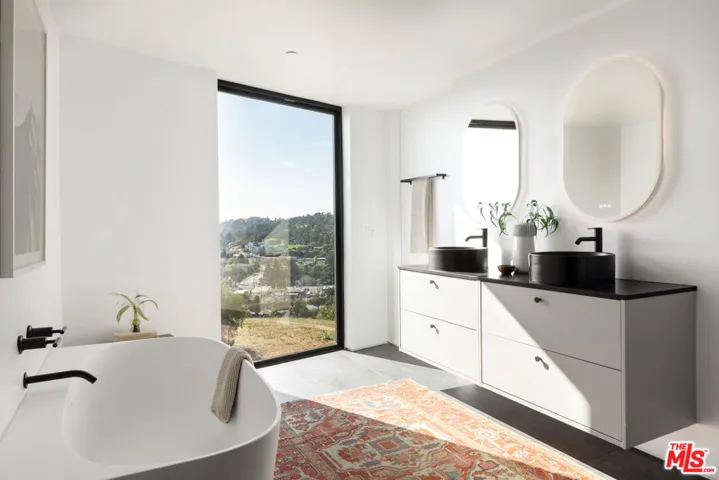 3607 Kinney Street, Los Angeles, California 90065