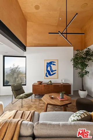 3607 Kinney Street, Los Angeles, California 90065
