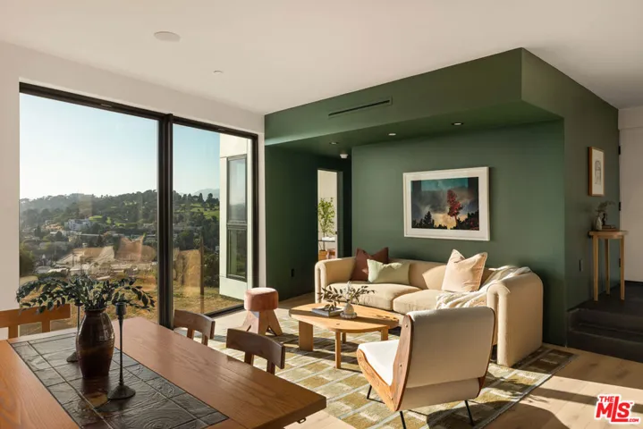 3607 Kinney Street, Los Angeles, California 90065