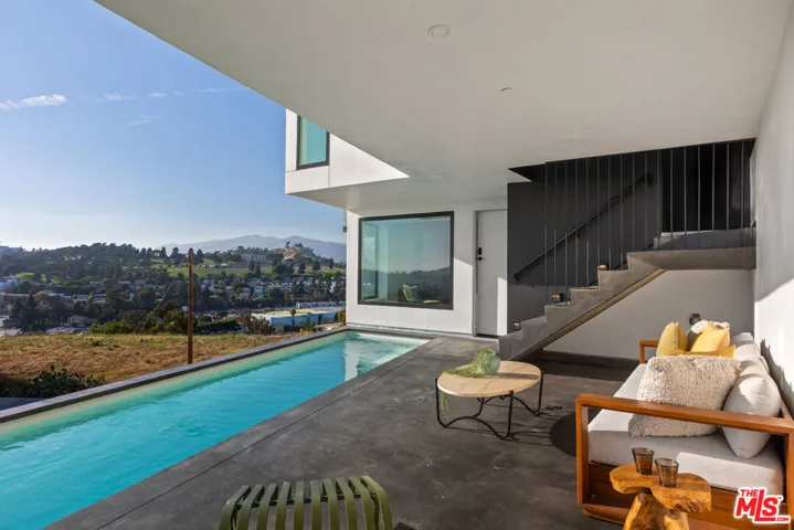3607 Kinney Street, Los Angeles, California 90065