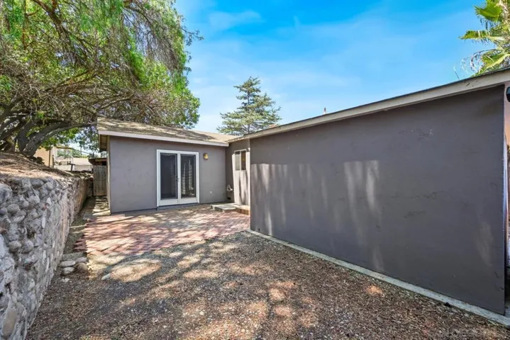 2015 Noble St., Lemon Grove, California 91945