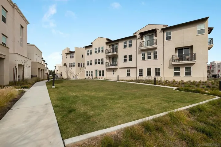 5412 Calle Sandwaves 169, San Diego, California 92154