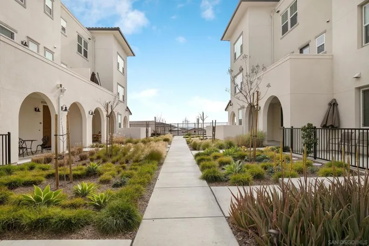 5412 Calle Sandwaves 169, San Diego, California 92154