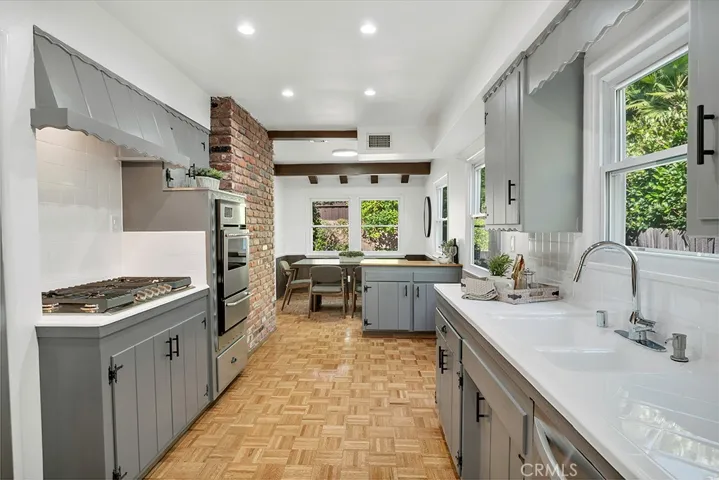 4530 Santa Lucia Drive, Woodland Hills, California 91364