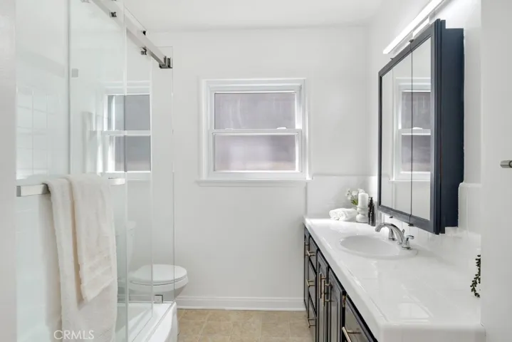 4530 Santa Lucia Drive, Woodland Hills, California 91364