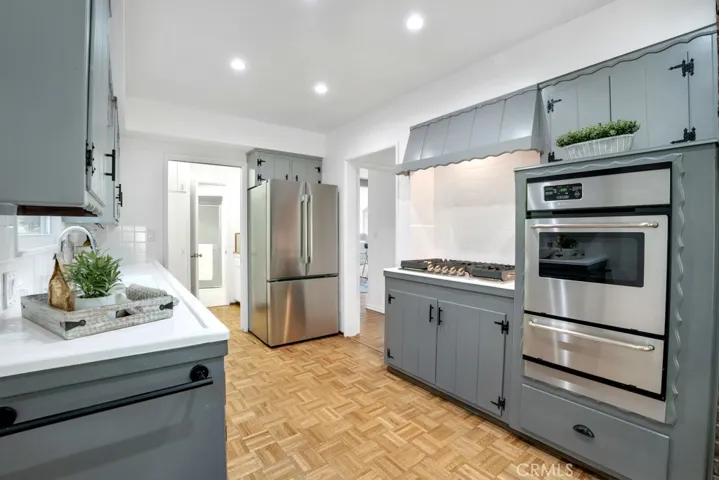4530 Santa Lucia Drive, Woodland Hills, California 91364