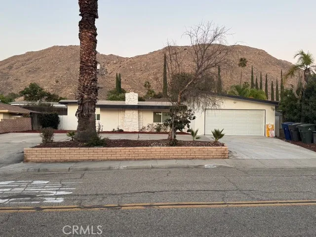 4008 Mt Vernon, Riverside, California 92507