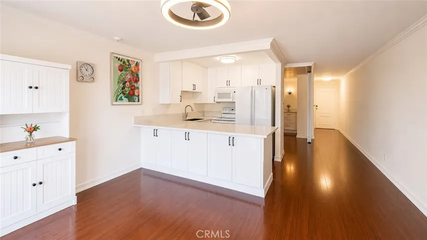 102 Scholz 243, Newport Beach, California 92663