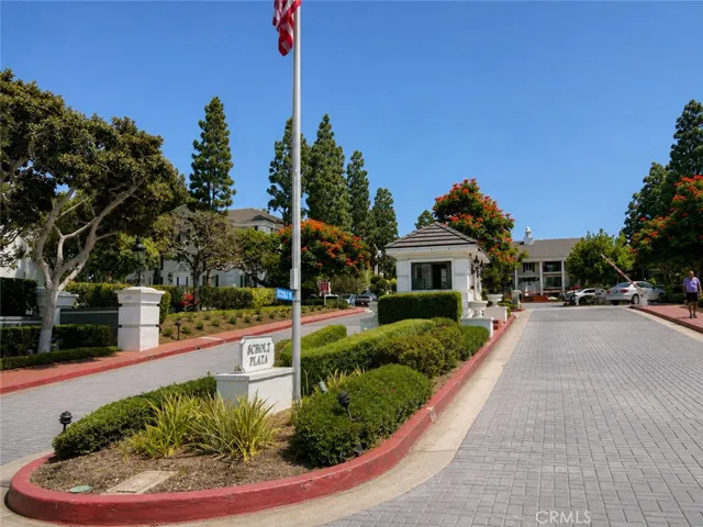 102 Scholz 243, Newport Beach, California 92663